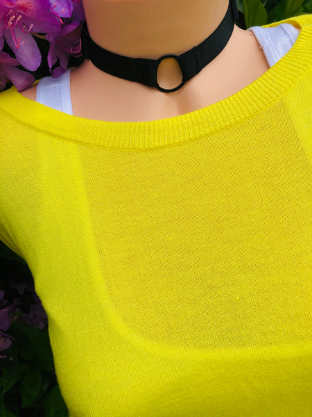 Black choker with ring